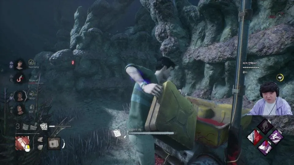 킬러에게 도망치는 게임 